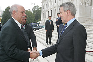 Cerimónia de Boas Vindas ao Vice-Presidente da República Federativa do Brasil, José Alencar Gomes da Silva, em 19.10.2004