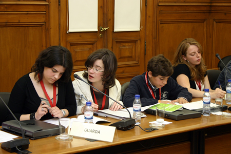 Reuni&atilde;o da 1.&ordf; Comiss&atilde;o, presidida pelas Deputadas Maria J&uacute;lia Car&eacute; (PS) e  Alda Macedo (BE) - Assembleia da Rep&uacute;blica, em 08.05.2006