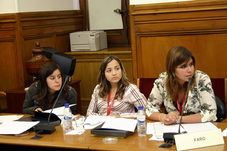 Reuni&atilde;o da 1.&ordf; Comiss&atilde;o, presidida pelas Deputadas Maria J&uacute;lia Car&eacute; (PS) e  Alda Macedo (BE) - Assembleia da Rep&uacute;blica, em 08.05.2006