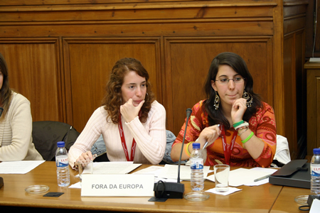 Reuni&atilde;o da 1.&ordf; Comiss&atilde;o, presidida pelas Deputadas Maria J&uacute;lia Car&eacute; (PS) e  Alda Macedo (BE) - Assembleia da Rep&uacute;blica, em 08.05.2006