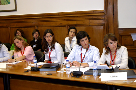 Reuni&atilde;o da 2.&ordf; Comiss&atilde;o, presidida pela Deputada ZitaSeabra (PSD),  Assembleia da Rep&uacute;blica, em 08.05.2006