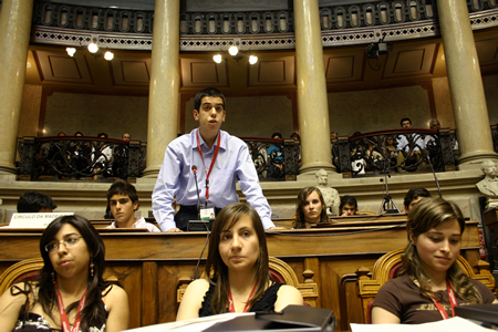 Per&iacute;odo Antes da Ordem do Dia (PAOD): deputados apresentam perguntas, Assembleia da Rep&uacute;blica, em 08.05.2006