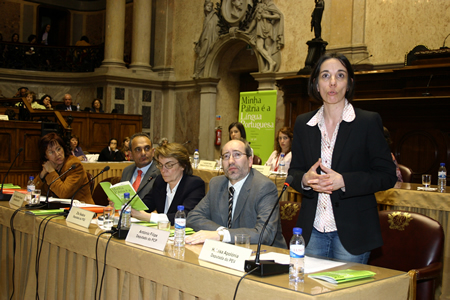 Per&iacute;odo Antes da Ordem do Dia (PAOD): Deputados respondem &agrave;s perguntas, Helo&iacute;sa Apol&oacute;nia (PEV), em 08.05.2006