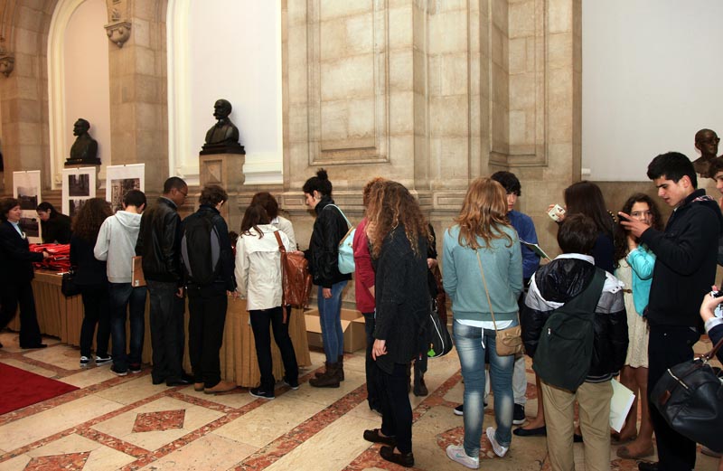 Parlamento dos Jovens | Sessão Nacional Básico | Chegada ao Palácio de S. Bento