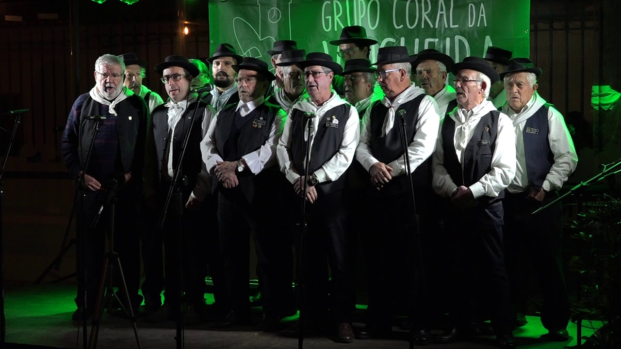 Pausa na Livraria Grupo de Cante Alentejano no Átrio Principal do Palácio de São Bento