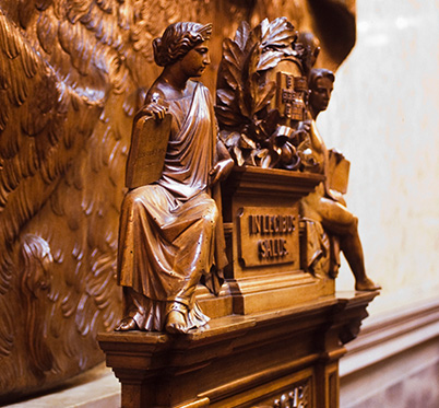 Pormenor de cadeira da Sala do Senado