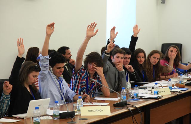 Parlamento dos Jovens | Sessão Nacional Secundário | 4.ª Comissão 